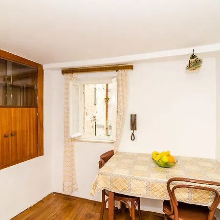 Jozomare بيت ضيافة دوبروفينك